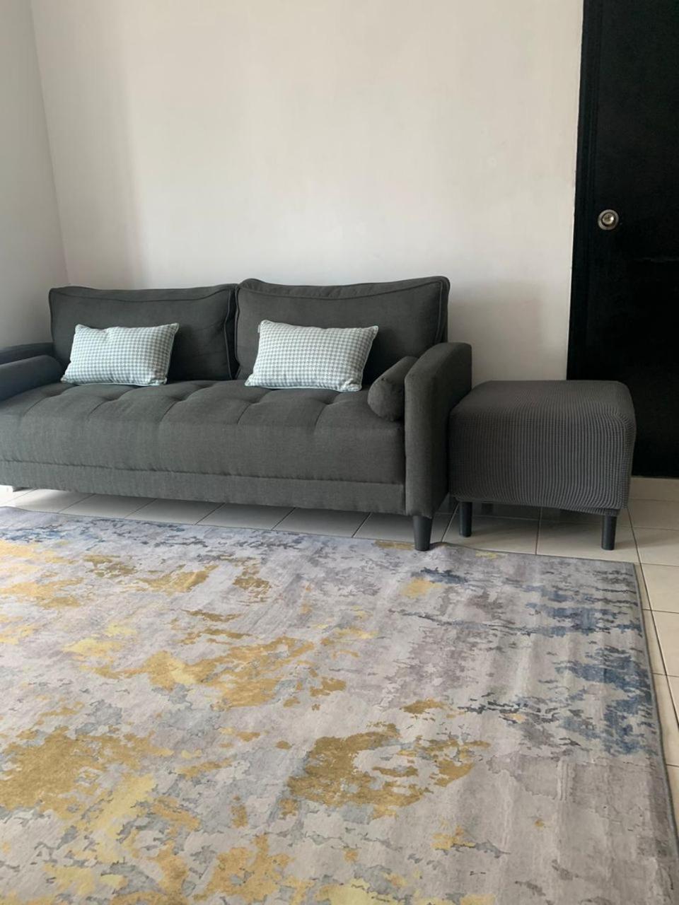 Ala Muji Menjalara Kuala Lumpur